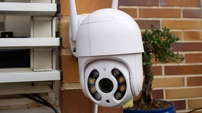  Cameras connected by WiFi